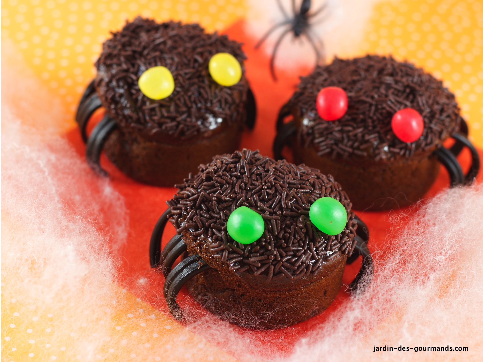 bonbons brigadeiro, bonbons au chocolat pour halloween, araignée